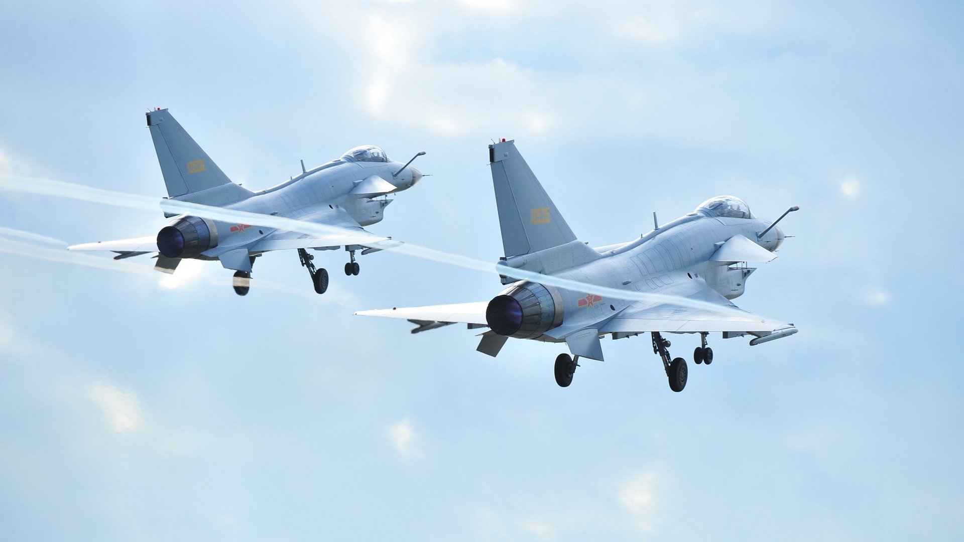 “天才车手的秘技:漂移、超车与操控的完美结合”,漂移及超车技术